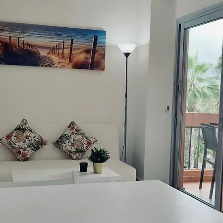 Puerto Palms & Waves *